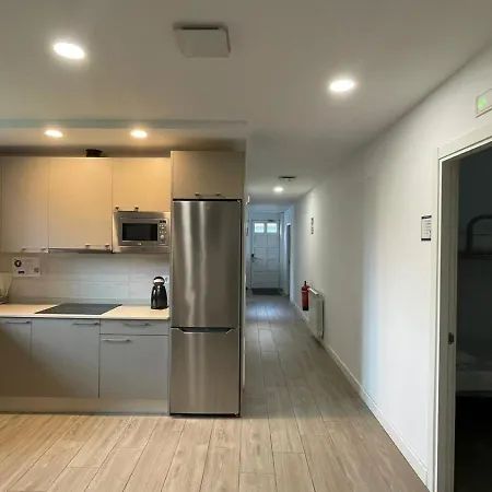 Erletxe Aterpea * לסו