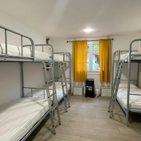 Erletxe Aterpea Albergue *