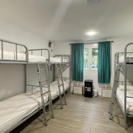 Erletxe Aterpea Hostel Lezo