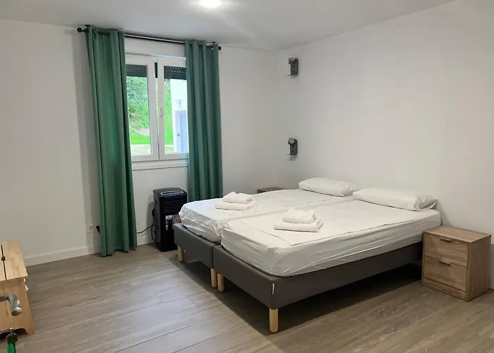 Erletxe Aterpea Hostel Lezo